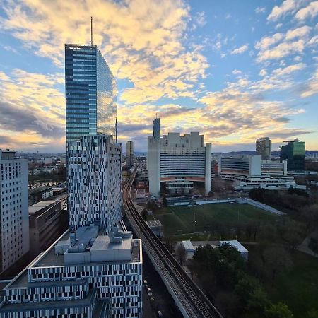 Flat Uno City Wien Exteriör bild