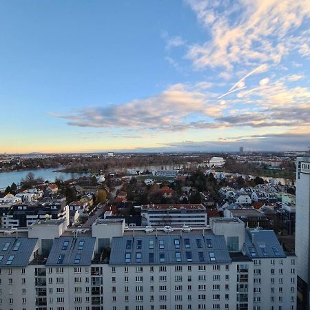 Flat Uno City Wien Exteriör bild