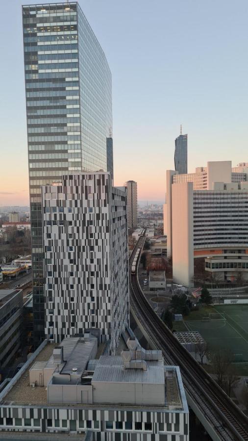 Flat Uno City Wien Exteriör bild