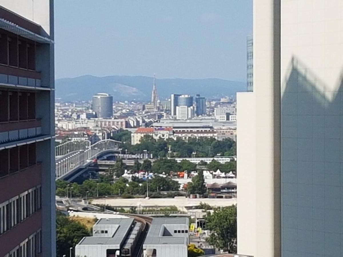 Flat Uno City Wien Exteriör bild